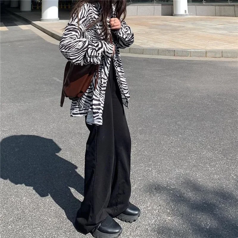 

Early autumn Loose Zebra print versatile retro Hong Kong style comfortable, loose, slimming and flowing Simple Western Style top