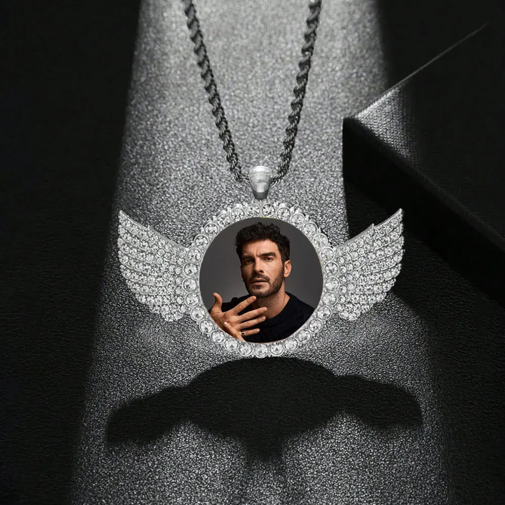 Spersonalizowany naszyjnik ze zdjęciem, kryształowe skrzydła anioła, prezent dla dziecka, mamy, taty, rodziny, na rocznicę, personalizowany naszyjnik z kaboszonem.