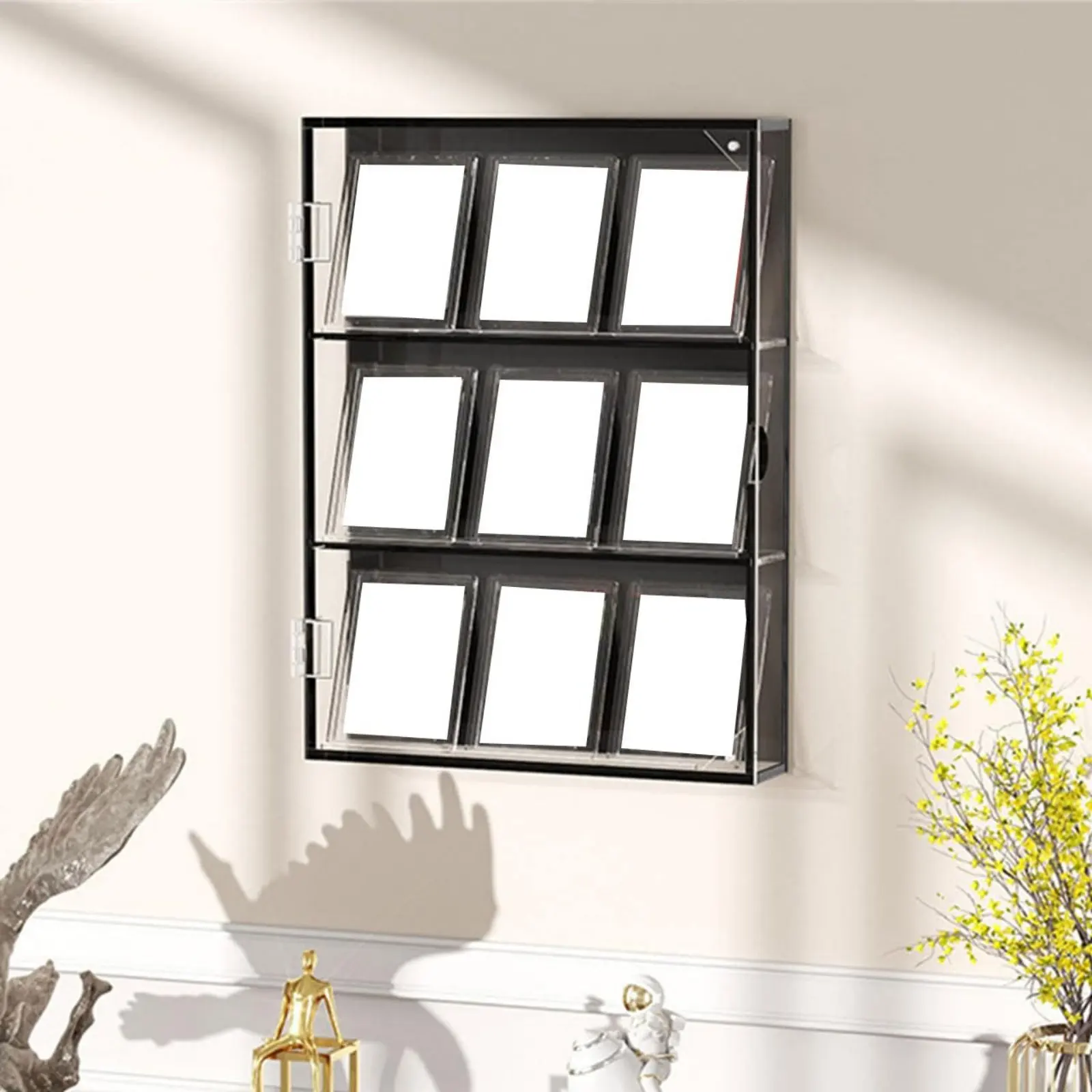 

Sports Card Display Case Dustproof Wall Mount Sports Card Holder Large Capacity Attractive Closure for Game Room
