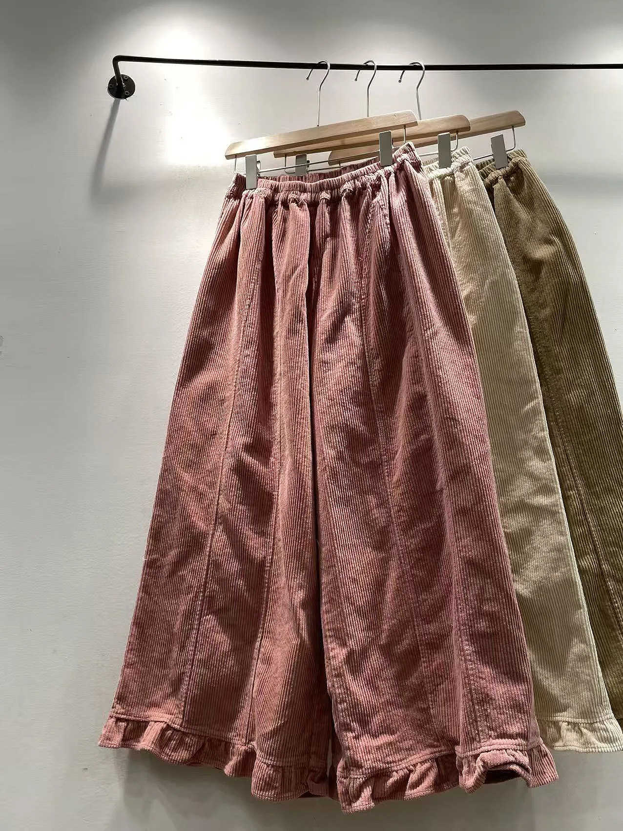 

Autumn Winter Women's Loose Wide Leg Pants Elastic Waist Corduroy Casual Trousers Floral Lace Hem High Waist Straight Tube