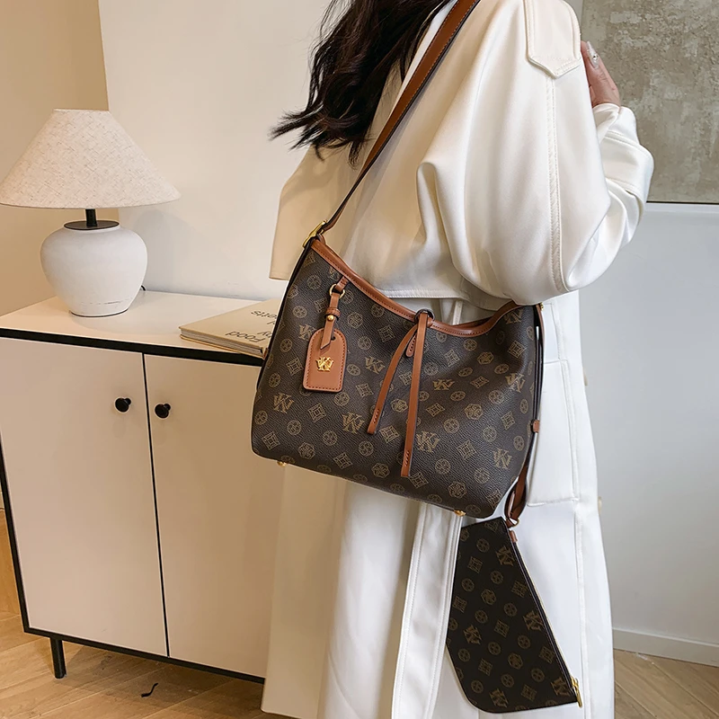 

Elegant Women's Leather Shoulder Bag Crossbody Convertible Famous Designer Luxury Brand Classic