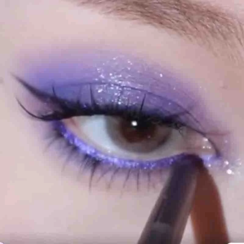 Nuovo arrivato matita Eyeliner diamante lucido oro verde viola Glitter sdraiato penna baco da seta cosmetici di bellezza impermeabili trucco donna