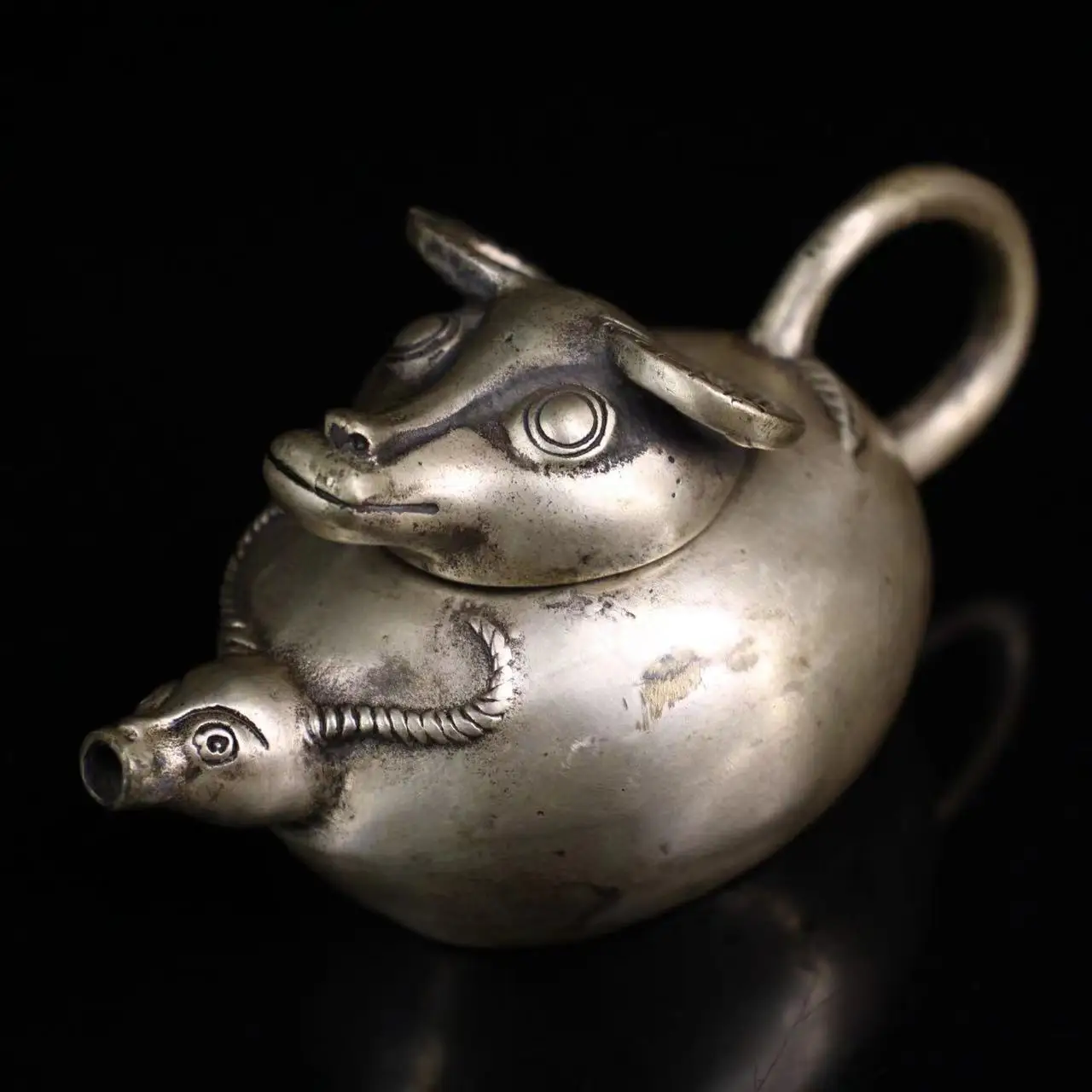 

Very rare Qing Dynasty silver COW teapot