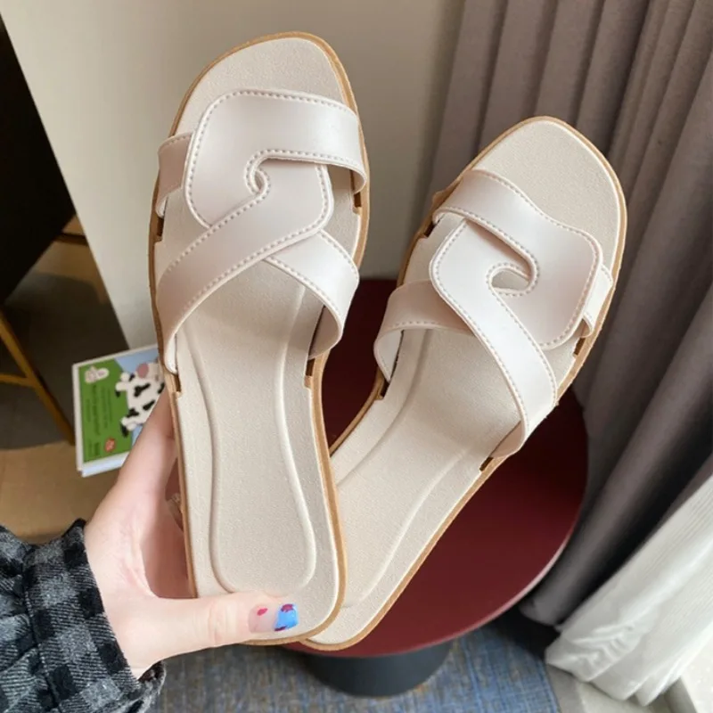 2026 Summer Women's Sandals Cross Band Design Beach Women's Slippers Anti-Slip Soft Sole Lightweight House Slippers for Women