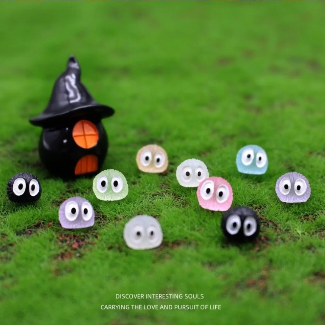 Mini Colorful Dust-Ball Elves Figures Resin Miniature Fairy Garden Moss Ornament Micro Landscape Home Halloween Christmas Decor