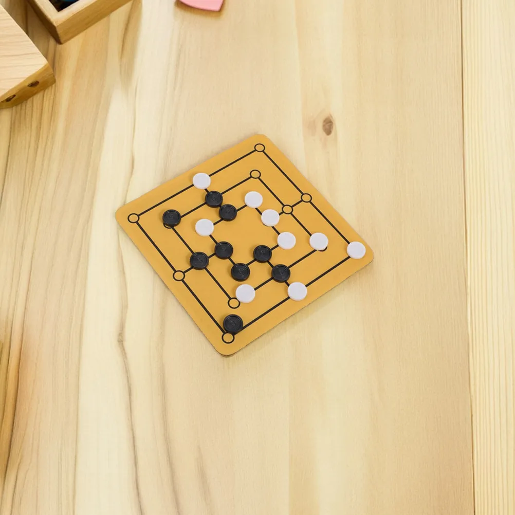 

Набор из 2 комплектов: Настольная стратегическая игра «Девять мужчин» для семейных встреч, портативный набор для путешествий, головоломка, набор для игры в шахматы «Девять мужчин»