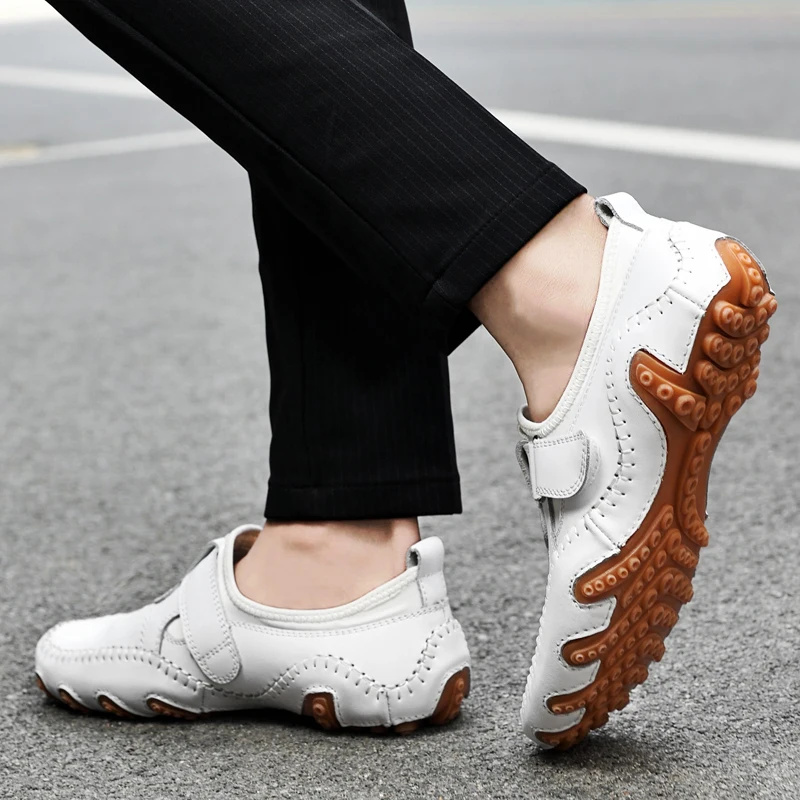 

Весенние лоферы высокого качества, мужские удобные легкие модные новые мужские дышащие нескользящие туфли с мягкой подошвой для вождения