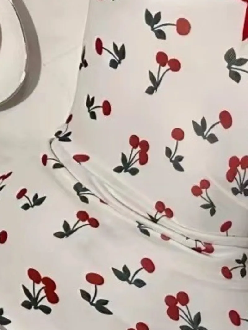 French Style Pure Desire Lace Patchwork Cherry Printed Sling Dress Women High Waisted Wrap Hip Low Collar Slim Dress YAET