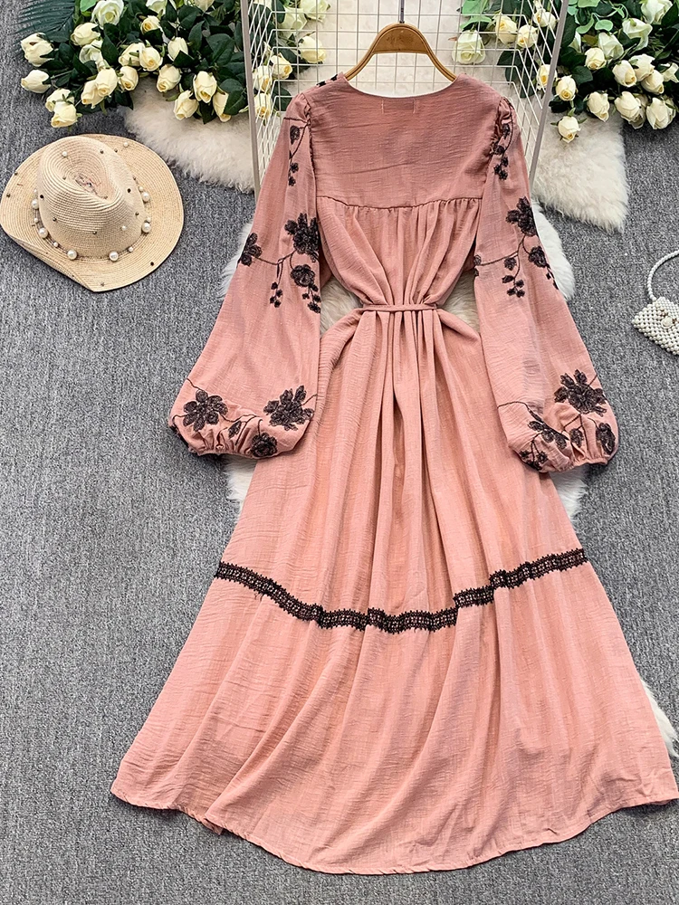 Frauen Kleid Herbst Böhmischen Vintage Französisch Spitze Blume Stickerei Oansatz Laterne Hülse Bandage Elegante Lange Vestidos DS205
