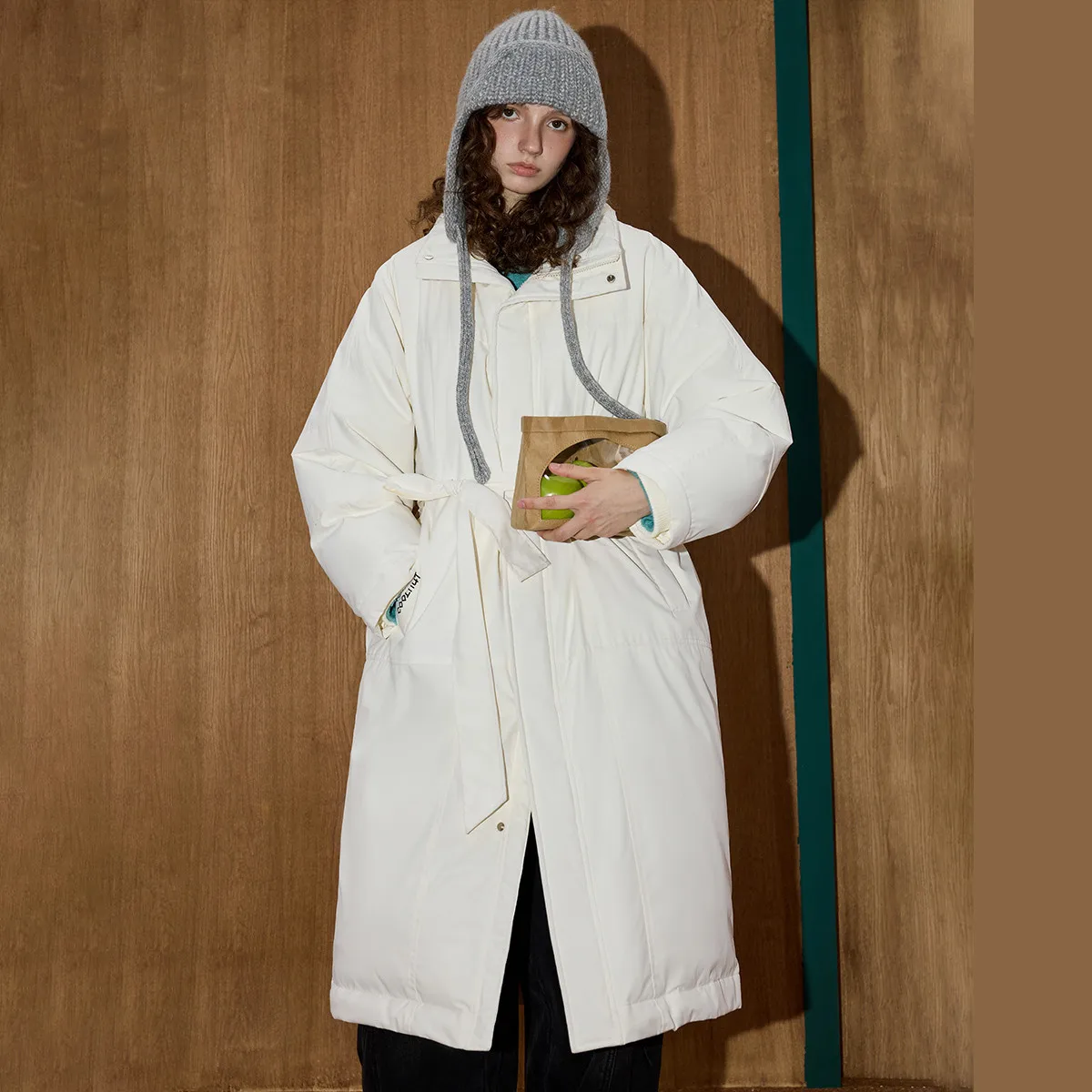 Coolhut Parka palangari con colletto alla coreana 2025 Cappotto invernale con cintura imbottita al 90% Trench termico oversize Elegante sagoma a clessidra