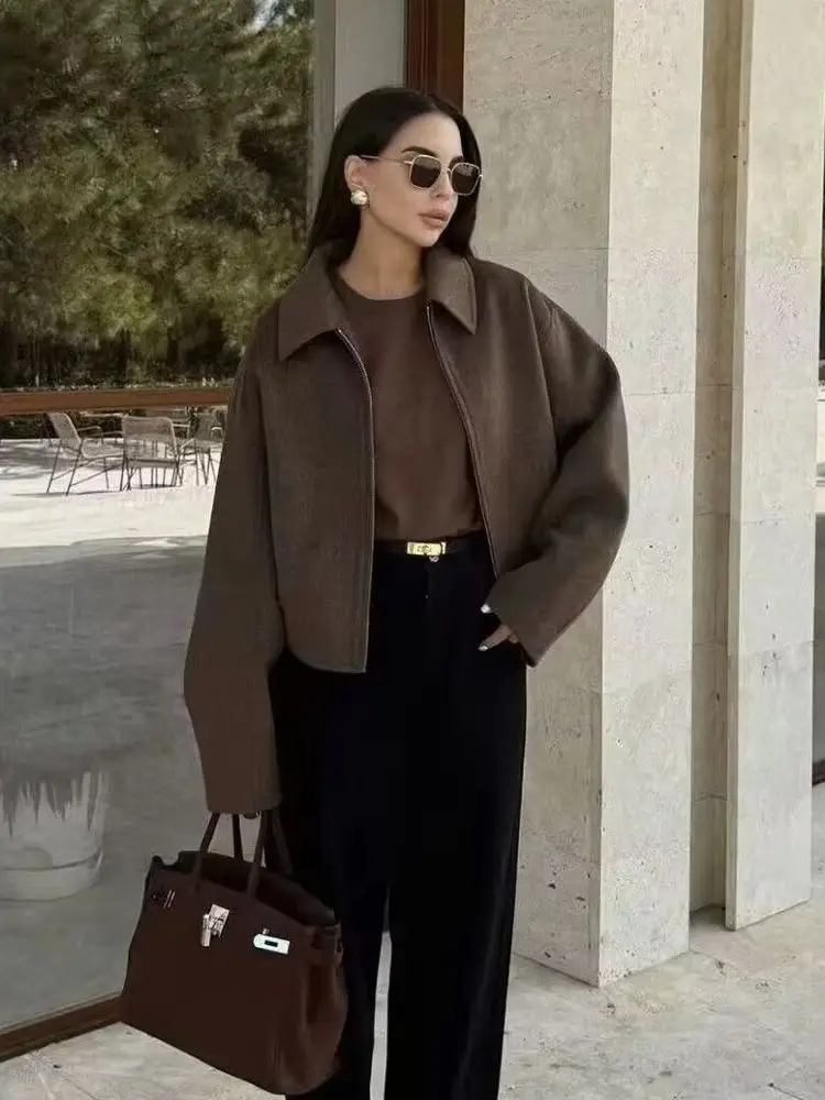 

HH Woman Winter Fashion Long Sleeves Zipper Pocket Decoration Short Coat Woman Turn-down Collar Street Style Woolen Jacket