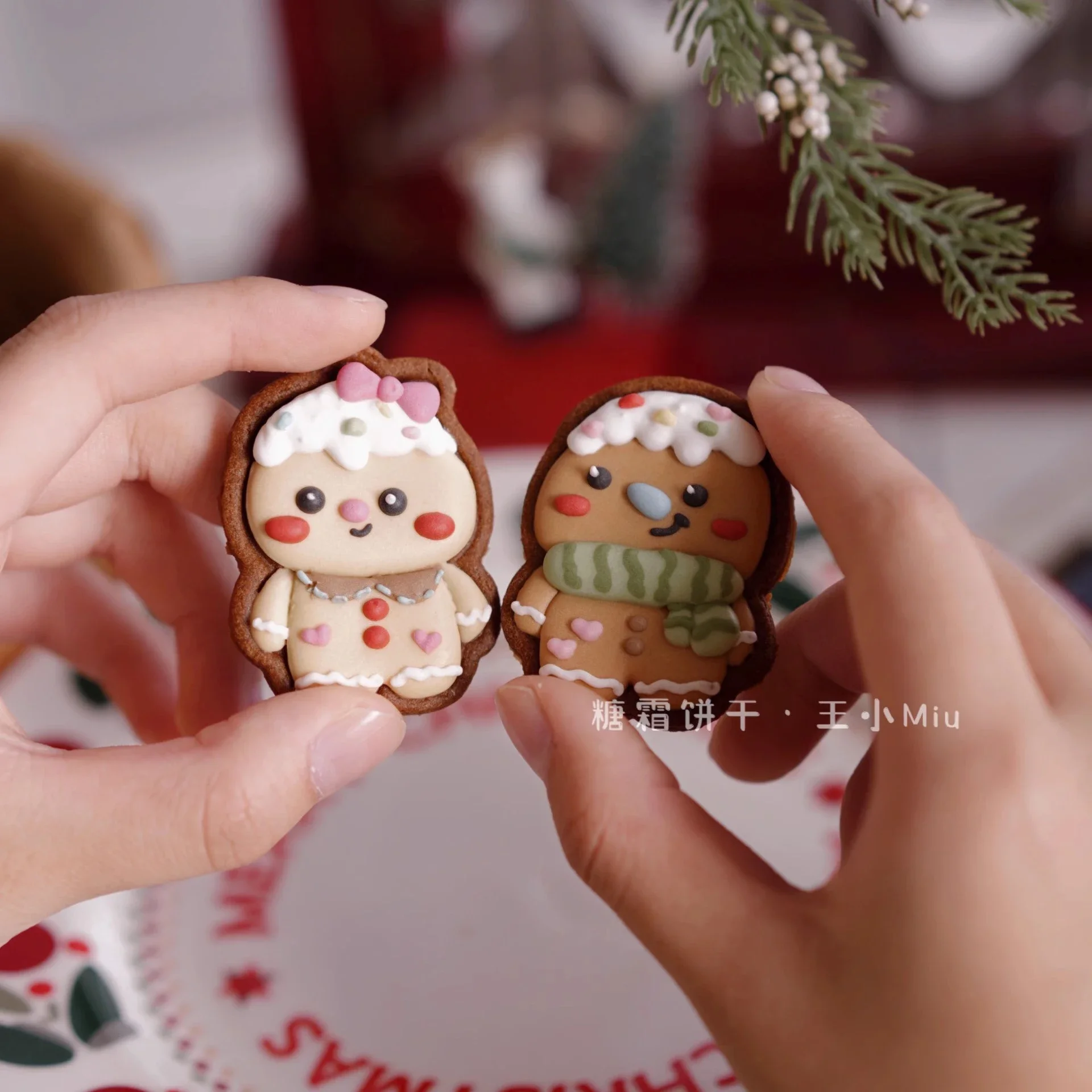 Christmas Cute Gingerbread Man Cookie Cutter Xmas Gingerbread Woman Biscuit Stamp DIY Fondant Cake Baking Tools And Accessories