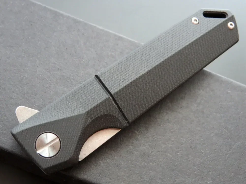 NEW Eafengrow EF71 hunting knife D2 Steel blade + G10 handle pocket knife folding camping fruit knife outdoor EDC Tool knife
