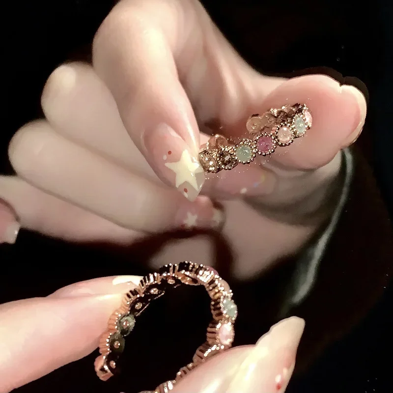 LENNIK Anello arcobaleno con tormalina di nicchia retrò con design unico ed elegante, sensazione di fascia alta, anello per bocca con temperamento di lusso leggero