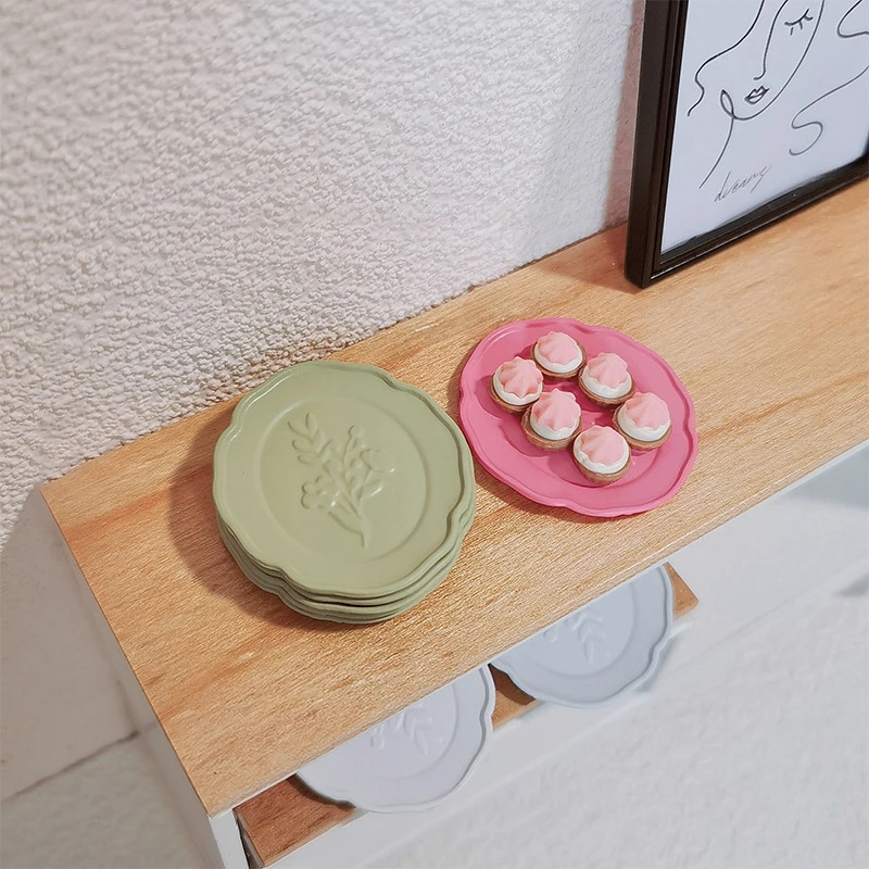 1Pcs Dollhouse Miniature Stereoscopic Plant Pattern Food Plates Simulation Dining Plate Dollhouse Accessories Pretend Play Toys