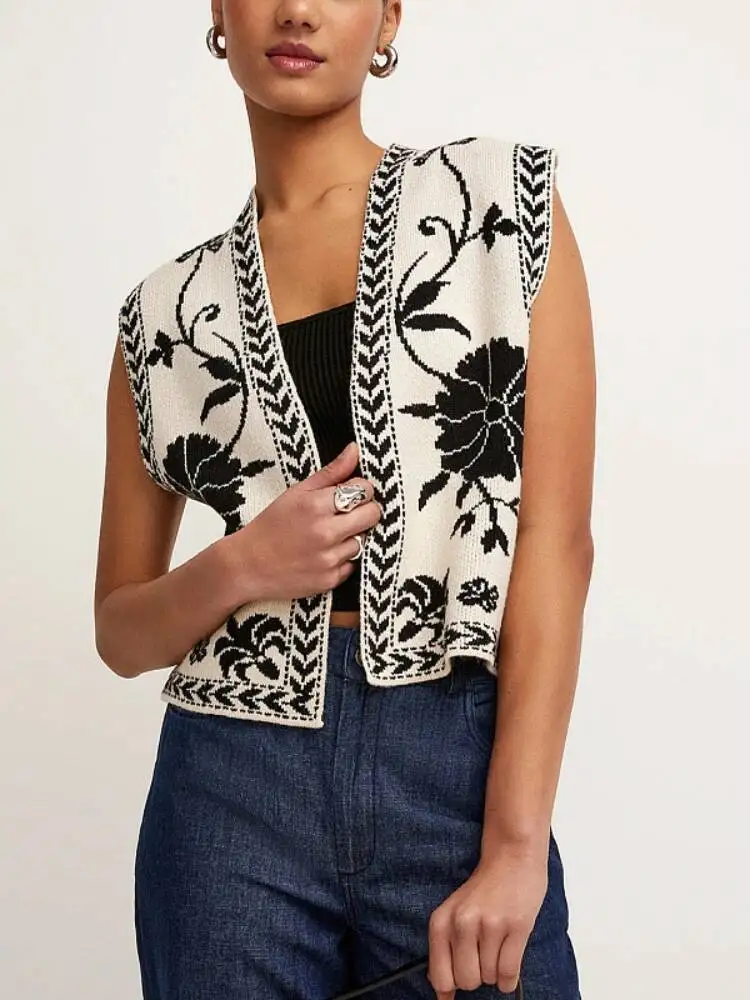 

Summer Sleeveless Sweater Women Sexy Knitted Vest Top Spring Summer V-neck Crop Sweater Floral Cardigan