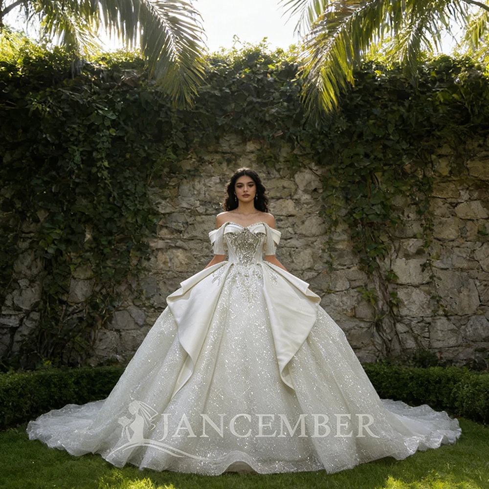 

Customized Satin Ball Gown Wedding Dress Pearls Beaded Short Sleeves Scoop Neck White Bridal Gown Court Train платье св