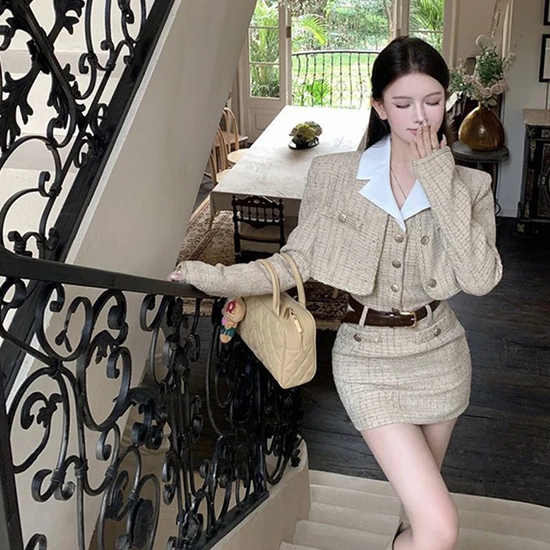 Conjunto de dos piezas suave de estilo francés para mujer, camiseta sin mangas con cuello colgante, vestido con cinturón + abrigo de traje corto ajustado de un solo pecho