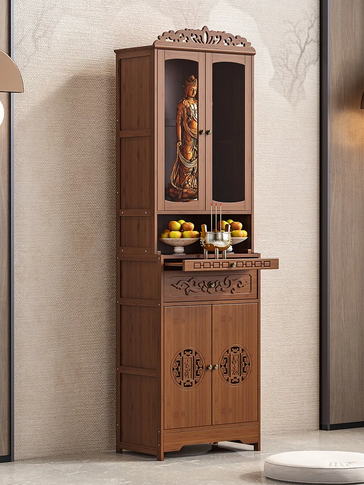 A new Chinese-style shrine cabinet with simple solid wood Buddha table is dedicated to the altar table of the God of Wealth.