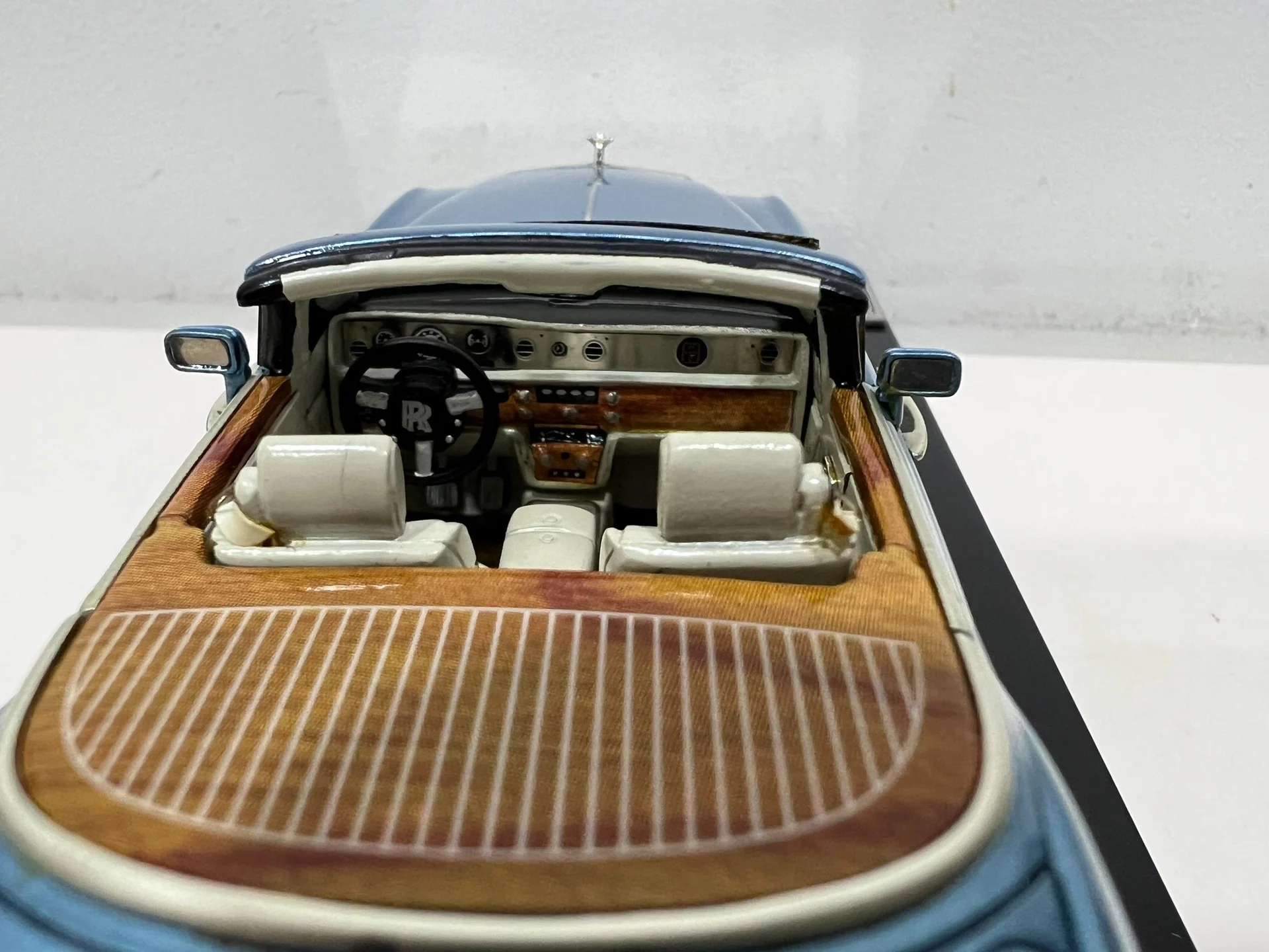 Model samochodu Rolls-Royce z żywicy Hyperion w skali 1/43, kolekcjonerski, zabawka, prezent, pamiątka, ozdoba do ekspozycji
