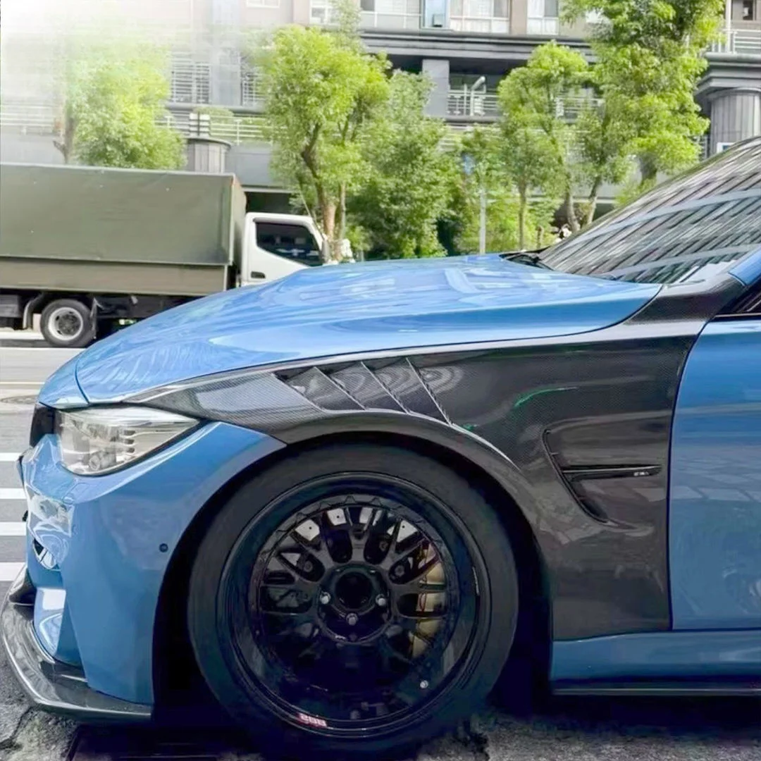 Full Custom Build With Old-to-new Body Kit ConversionAE Style F82 M4 Two-sided Carbon Fiber Fender With Vent For F82 M4 2015-20