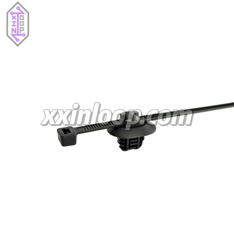 156‐01464 T50RFTOVAL‐A‐PA66HS/PA66HIRHS‐BK Кабельная стяжка с овальным отверстием из ели, длина 200 мм, ширина 4,6 мм.