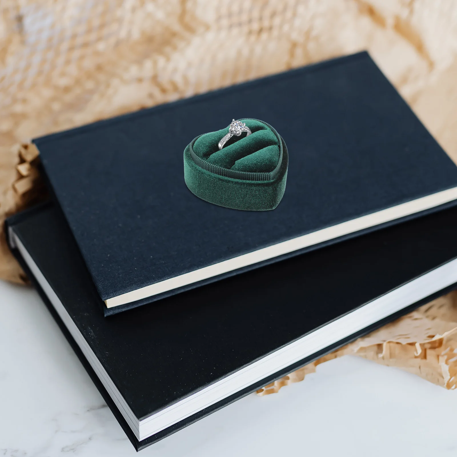 

Heart Shaped Box Vintage Jewelry Wedding Ring Box For Engagement ganizer Proposal Case Engagement Storage Flannelette