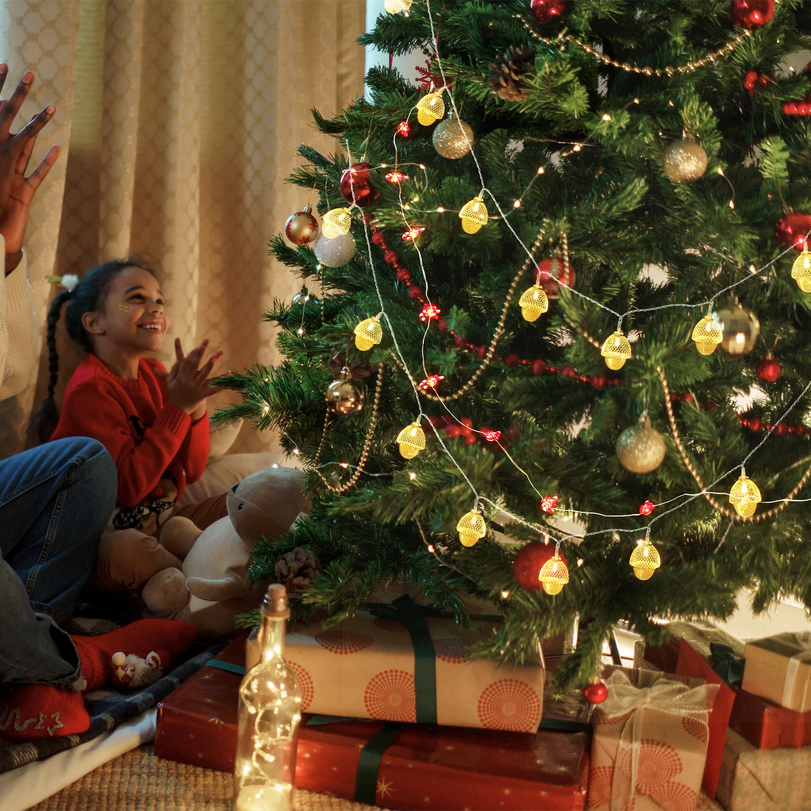 

Acorn Light String Hollow Design High-Grade Plastic for Indoor Outdoor Thanksgiving Christmas Yard Party Decoration