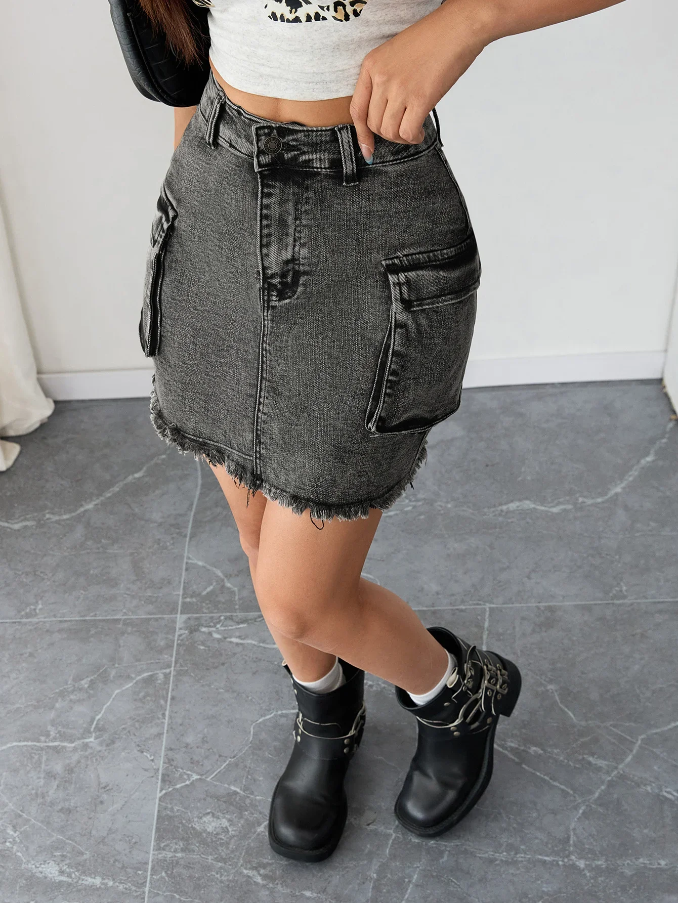 Minimalist High Rise Denim Skirt Women's Jeans Pants Simple Chic Clothing Elegant Casual Fashion Outfit