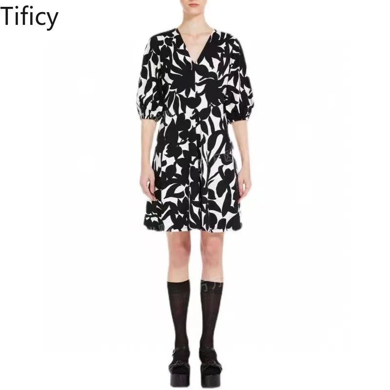 

TIFICY Women's New French Style V-neck with Waistband for Slimming Effect Wear Knitted Cotton Printed A-line Dress