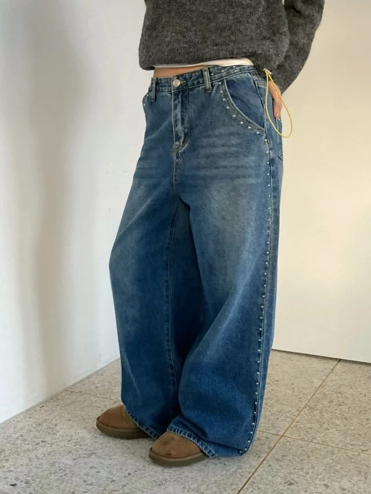 

2025 г., американские ретро Y2K, модные мешковатые новые джинсы с заклепками, брюки для женщин, одежда с широкими штанинами, корейские повседневные женские джинсовые брюки