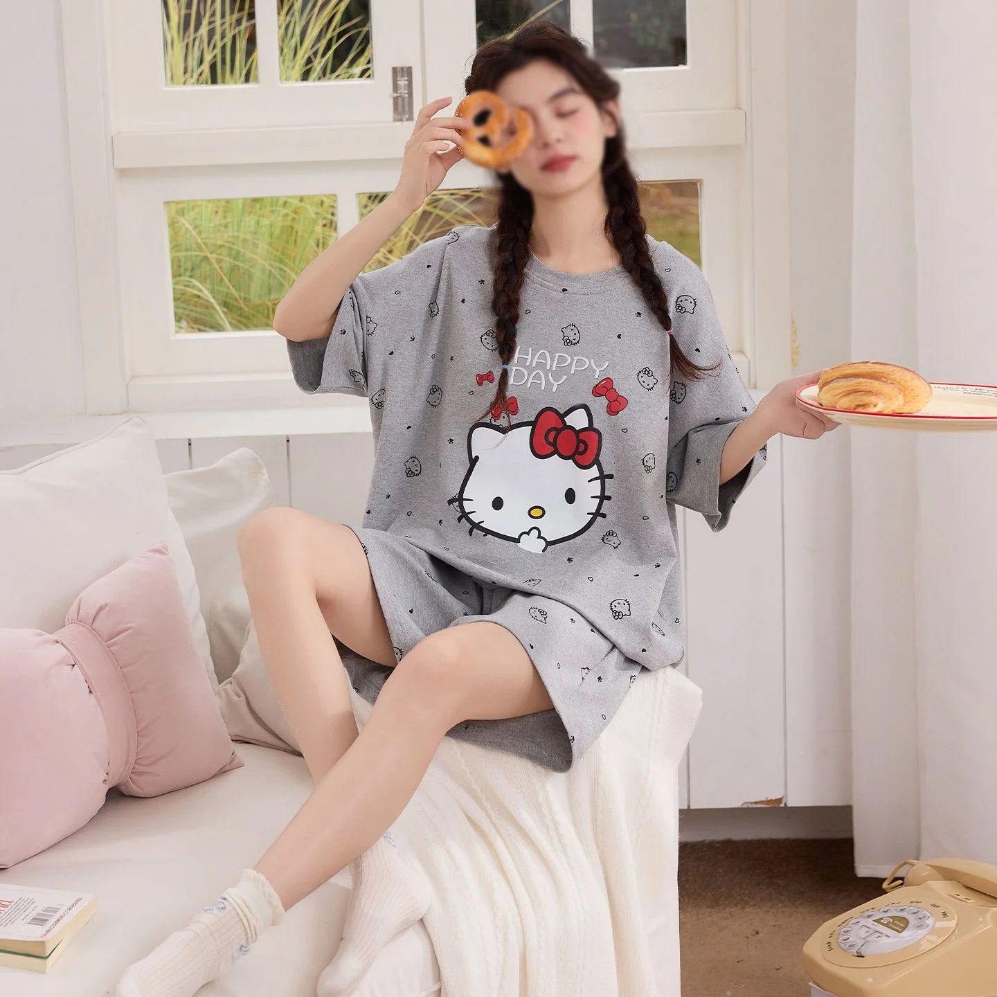 

Пижама Sanrio Hello Kitty из двух частей, женская пижама с шортами и коротким рукавом, пижама с милым мультяшным принтом, летняя ночная рубашка, домашняя одежда