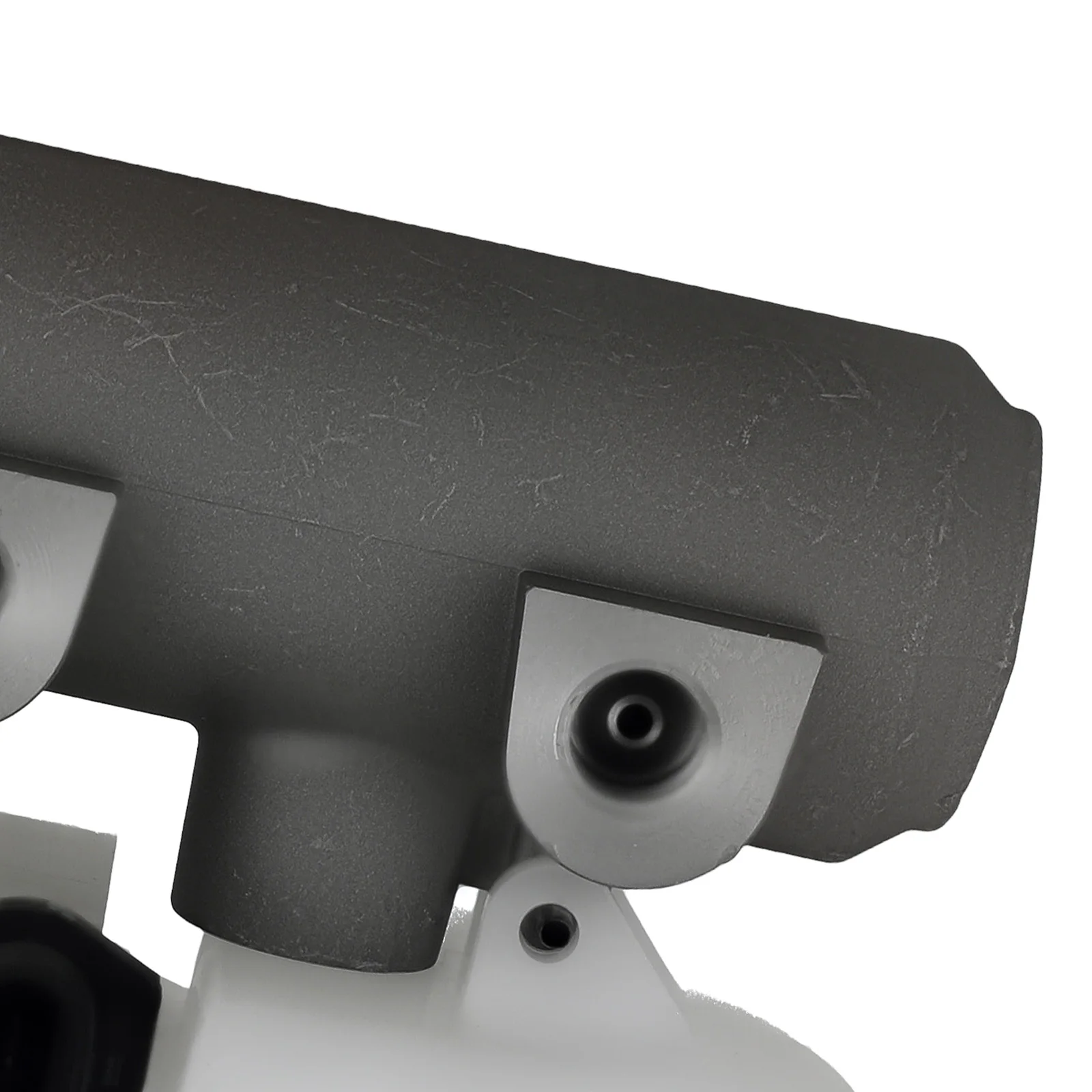 

Главный тормозной цилиндр с бачком для GMC Yukon XL 1500 / Yukon XL 2500 00-02