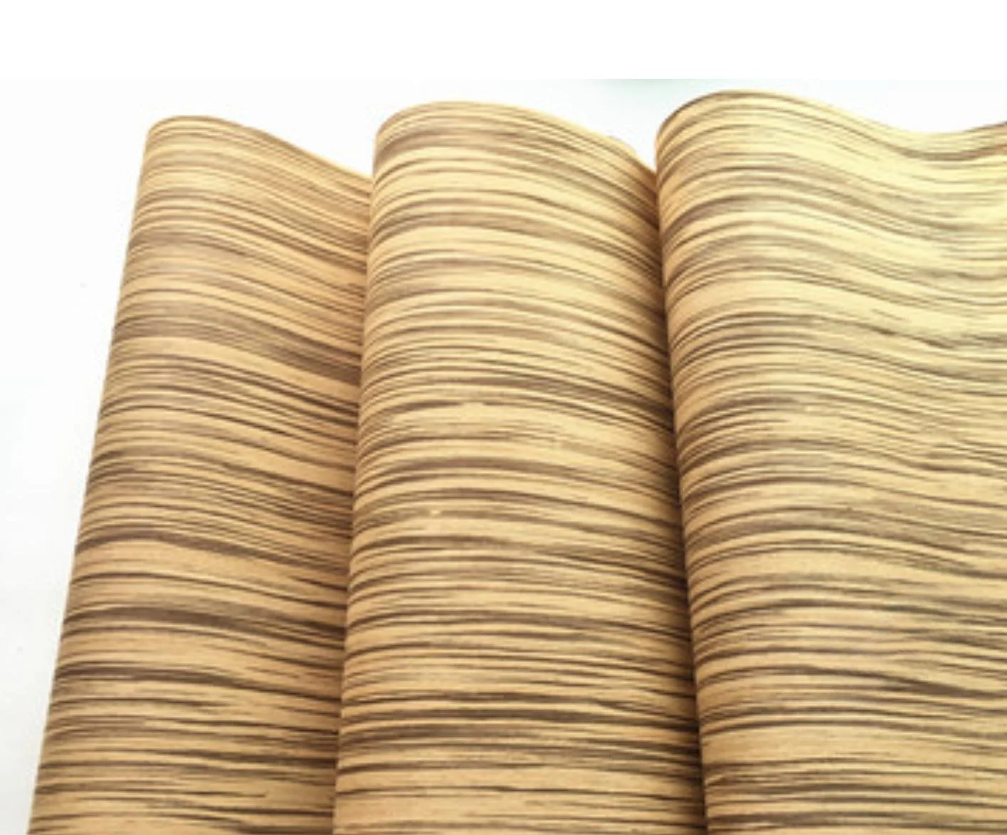 

Modern Rustic Zebrawood Veneer Elegant and Functional Home Decor Size: 2.5x0.58 meters Thickness: 0.25mm