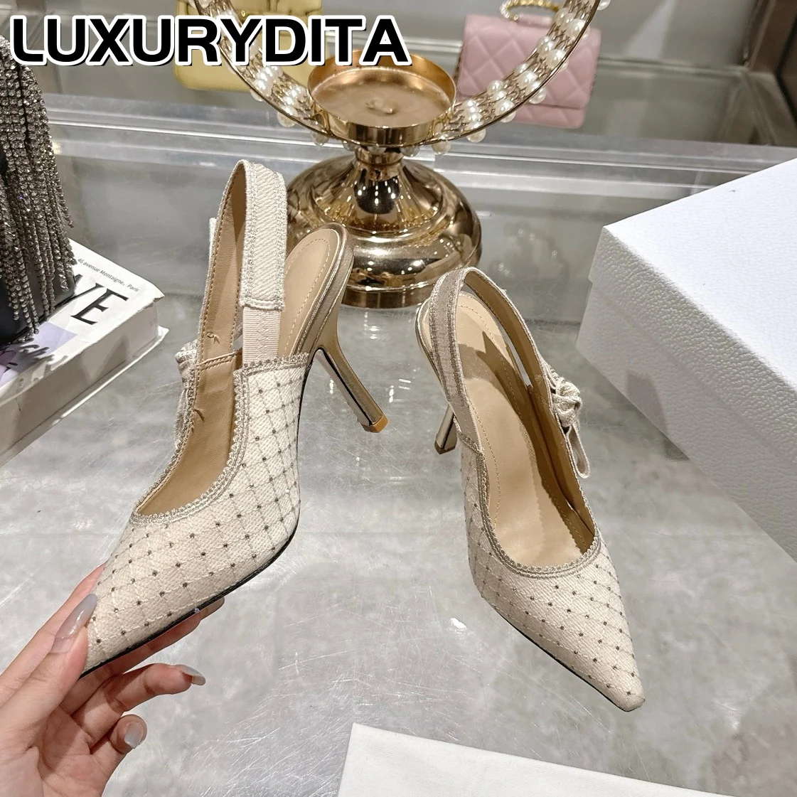 

Top Quality Luxury Womens Sandal Casual Lace Flat Fashion Embroidered Muller Shoes Designer Silk Leather Soled High SYTT0137