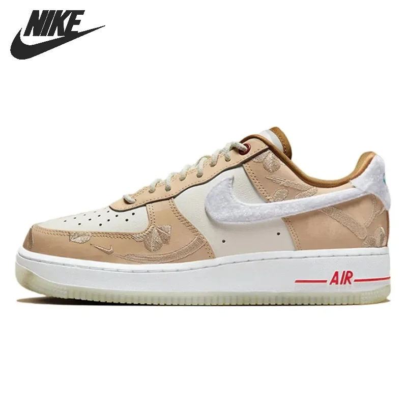 Nike-Air Force 1 Low 07 Chaussures de Skateboard Unisexe, Baskets Irritation Ics pour Homme et Femme, CNY Beige