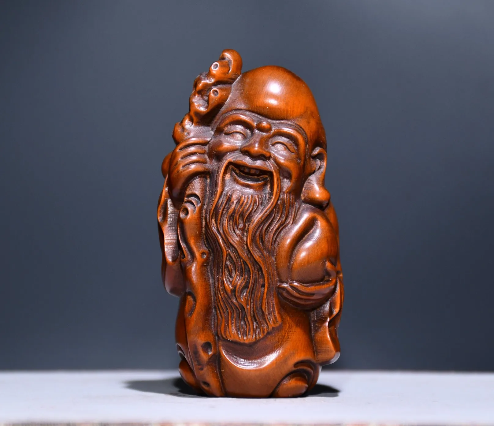 Chinese retro boxwood wood carving seiko carving birthday statue Office desk decoration home decoration