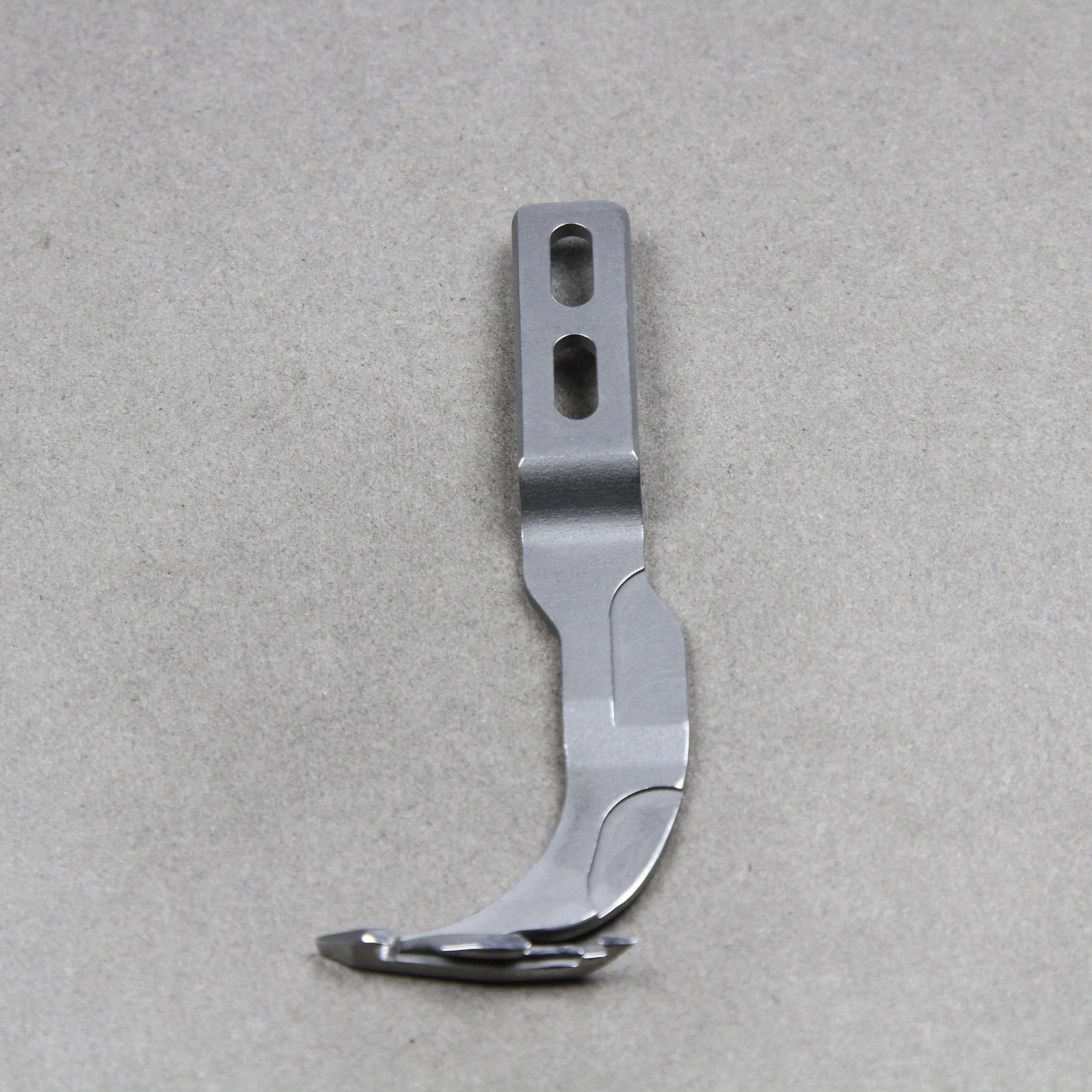 40195311  Moving knife for JUKI  PLC-2800  sewing MACHINE  accessories