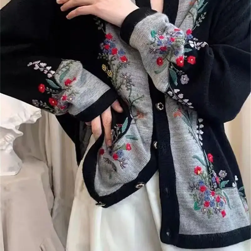 

Chinese Style Black Patchwork Knit Cardigan Women Autumn New Flower Embroidery Wool Sweater Coat Female Retro Knitwear