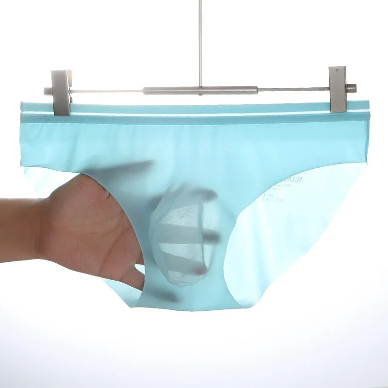 

Мужские трусы-брифы с 3D-эффектом, бесшовные, ультратонкие, из ледяного шелка, комфортные спортивные трусы, эротическое нижнее белье для геев с U-образным выпуклым карманом