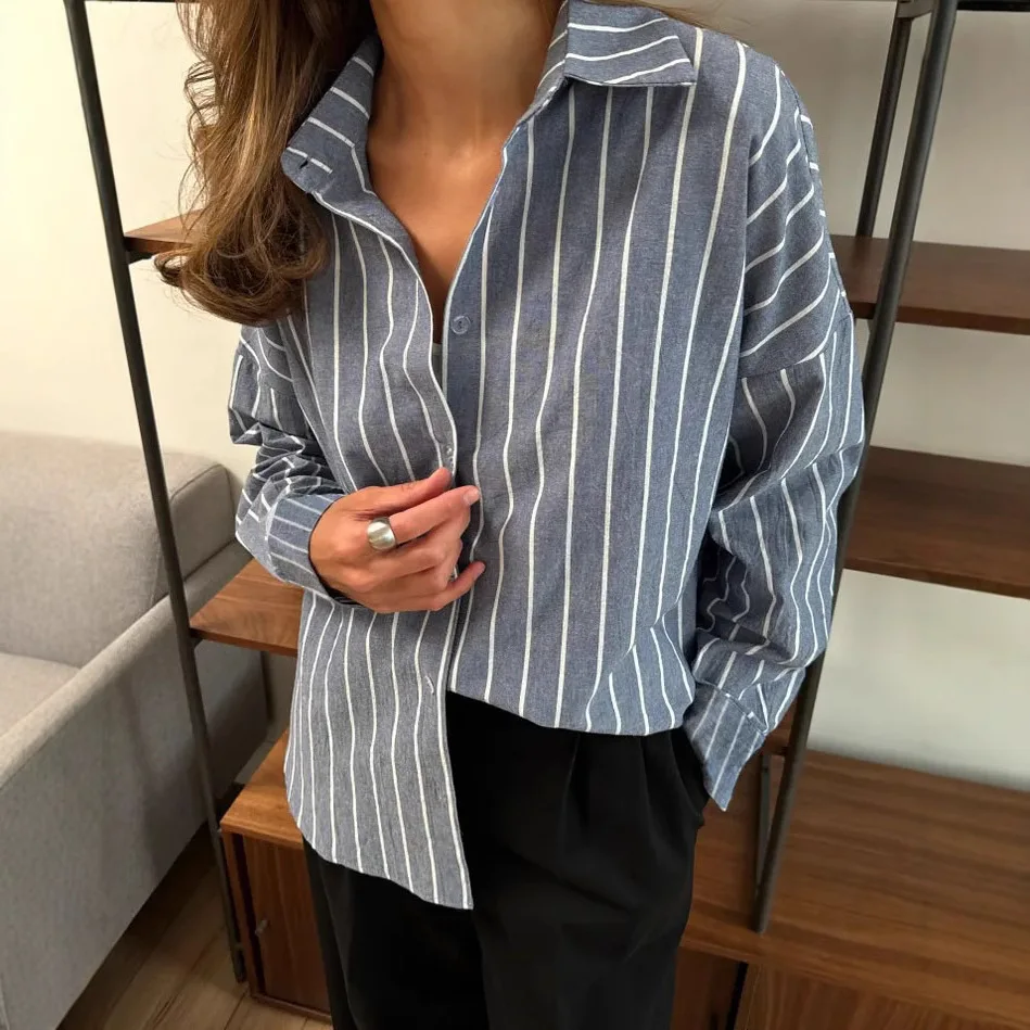 Women's Oversized Striped Shirt Casual Long Sleeve Button Up Blouse Loose Fit Vertical Stripe Top Female Streetwear Fashion