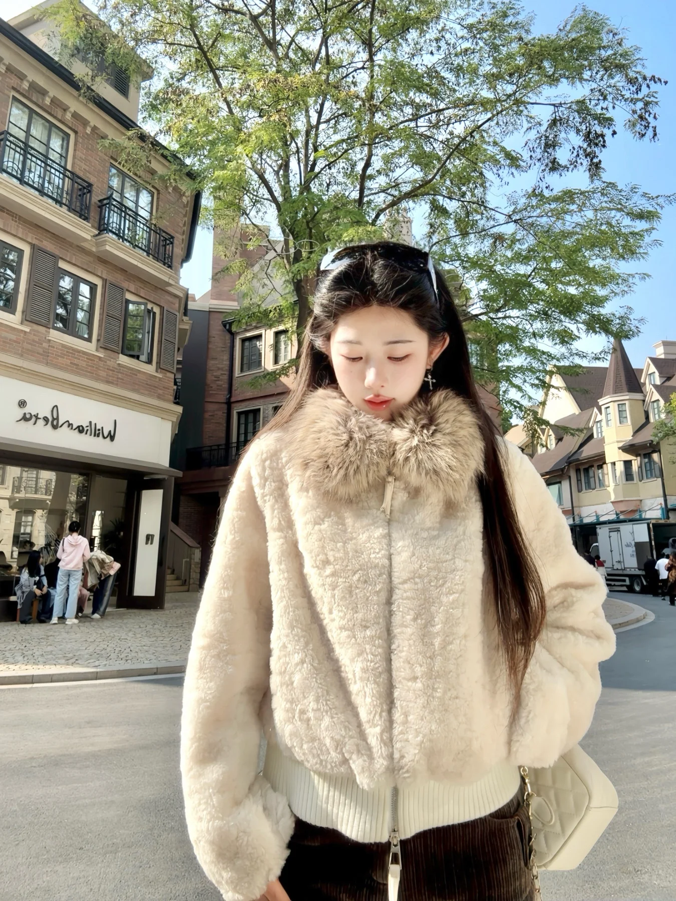 

Eco-Friendly Lamb Fur Jaet Women's Quilted Coat with Fur Collar Outdoor Casual Long Sve Zipper Closure No Hat Included