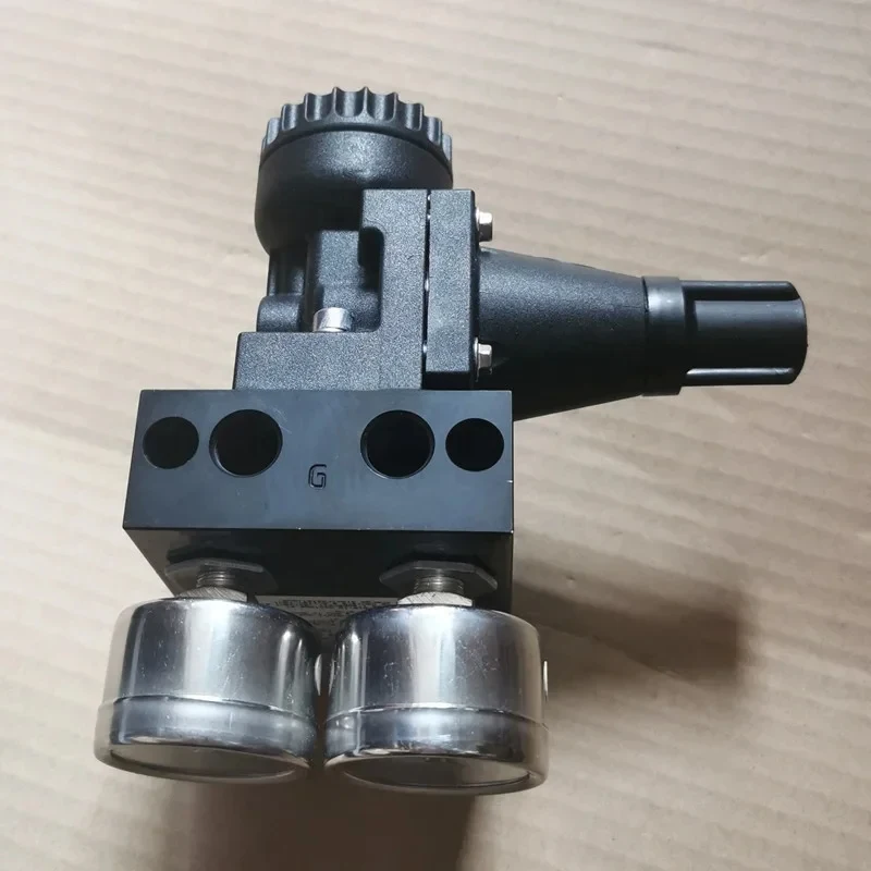 Reducing Samson 4- Prsure Regulating Mounted on 4- 4-