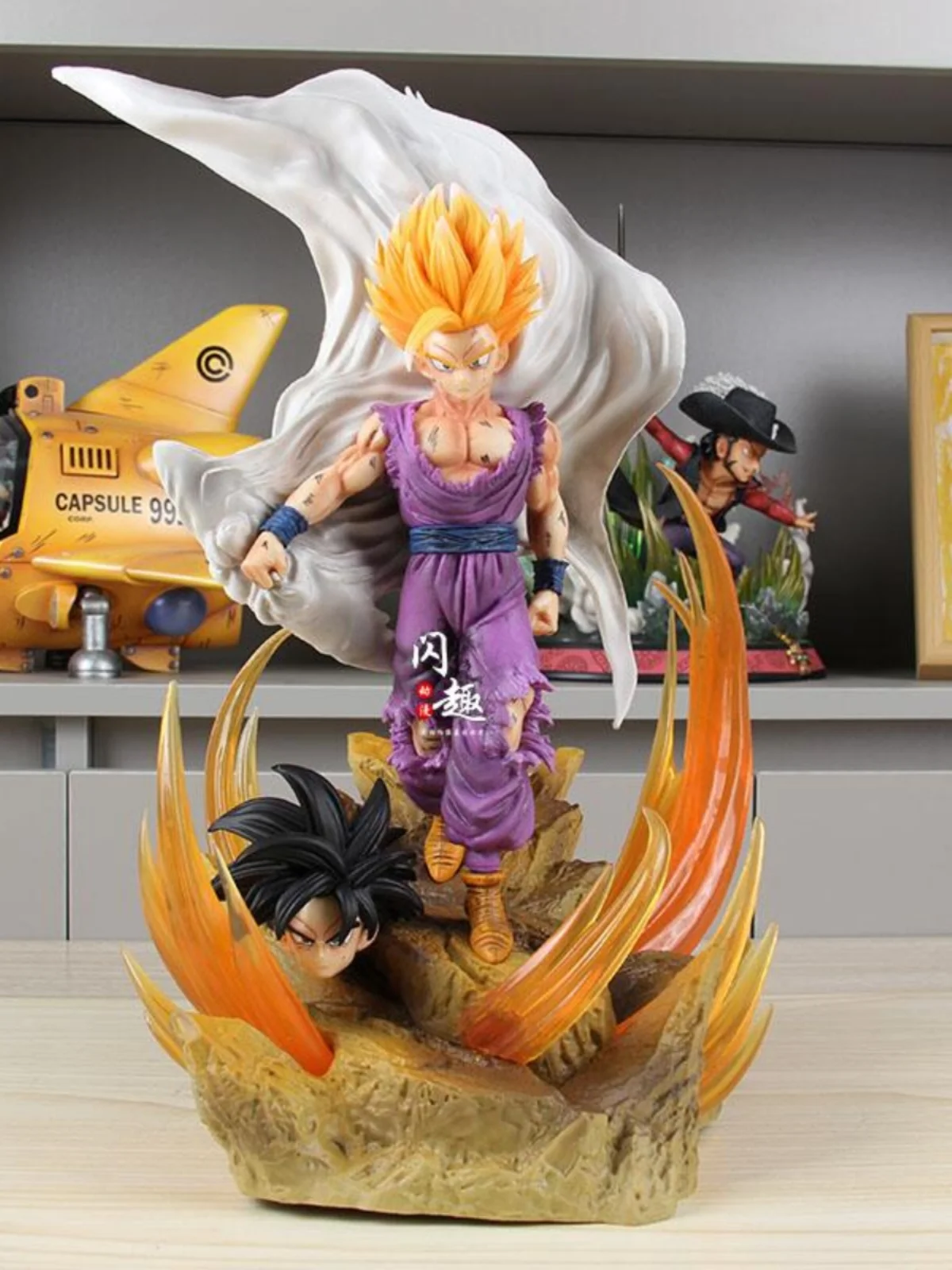 Dragon Ball Light Weapons Second Bullet Super Saiyan Sun Wufan 1/6 Statue Hand Model To Put A Gift To The Boy