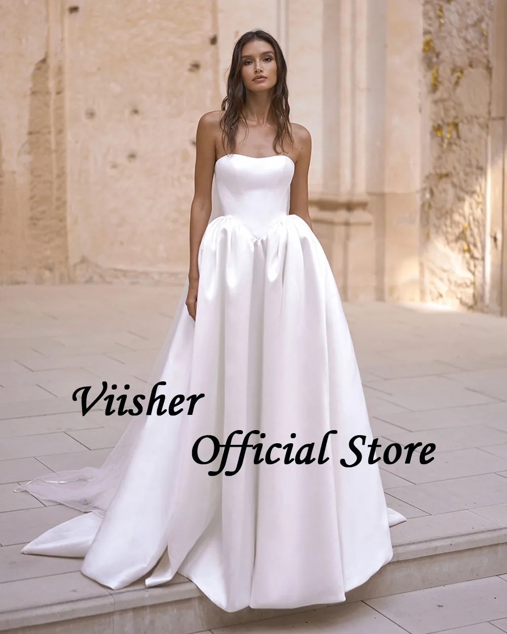 White Satin A Line Wedding Dresses Strapless Long Beach Wedding Bridal Gowns with Train 2023 Customized Bride Dress