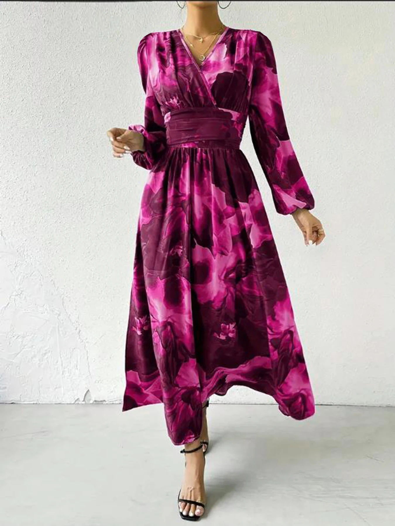 

Европейское и американское элегантное женское модное длинное платье больших размеров с v-образным вырезом и принтом, с разрезом и рукавами-фонариками, стильное пригородное платье