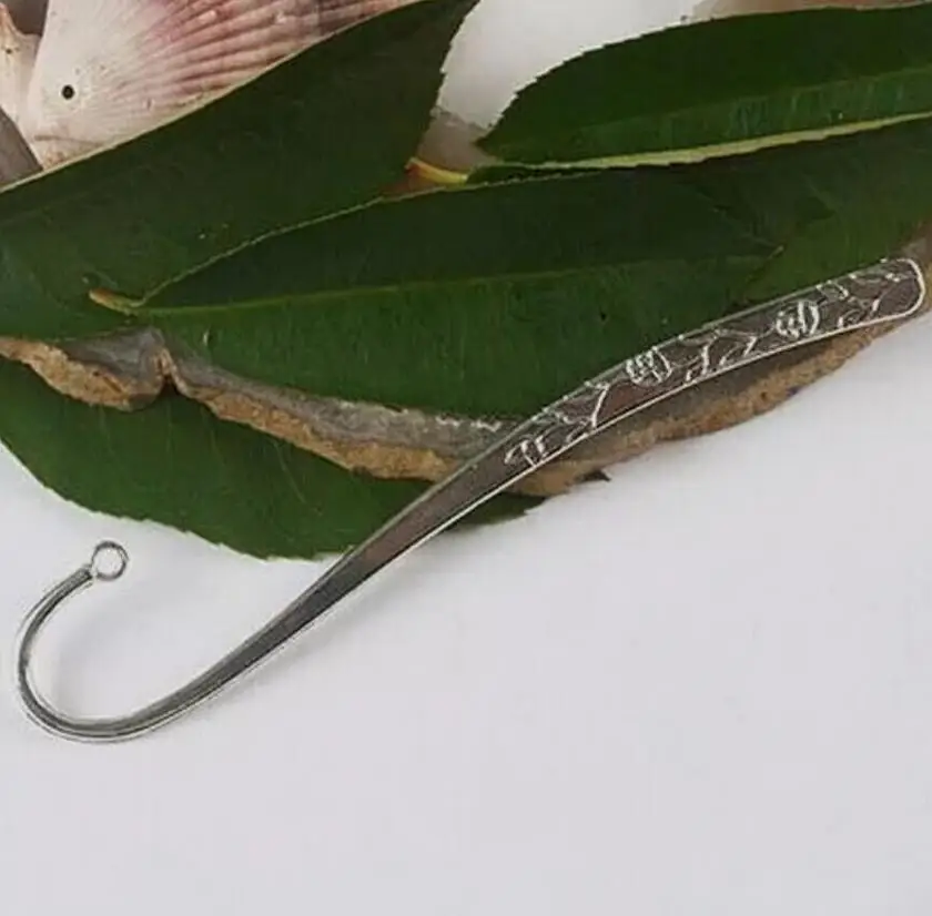 2pcs 124mm Long x 20mm Silver -tone Crafted Bookmark h1000