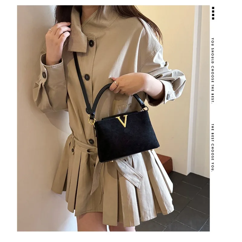 

Замшевая винтажная сумка, женская повседневная универсальная сумка для поездок на работу, высококачественная легкая роскошная модная сумка через плечо