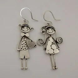 Creative Retro Minimalist Couple Character Metal Pendant Earrings for Women's Daily Accessories