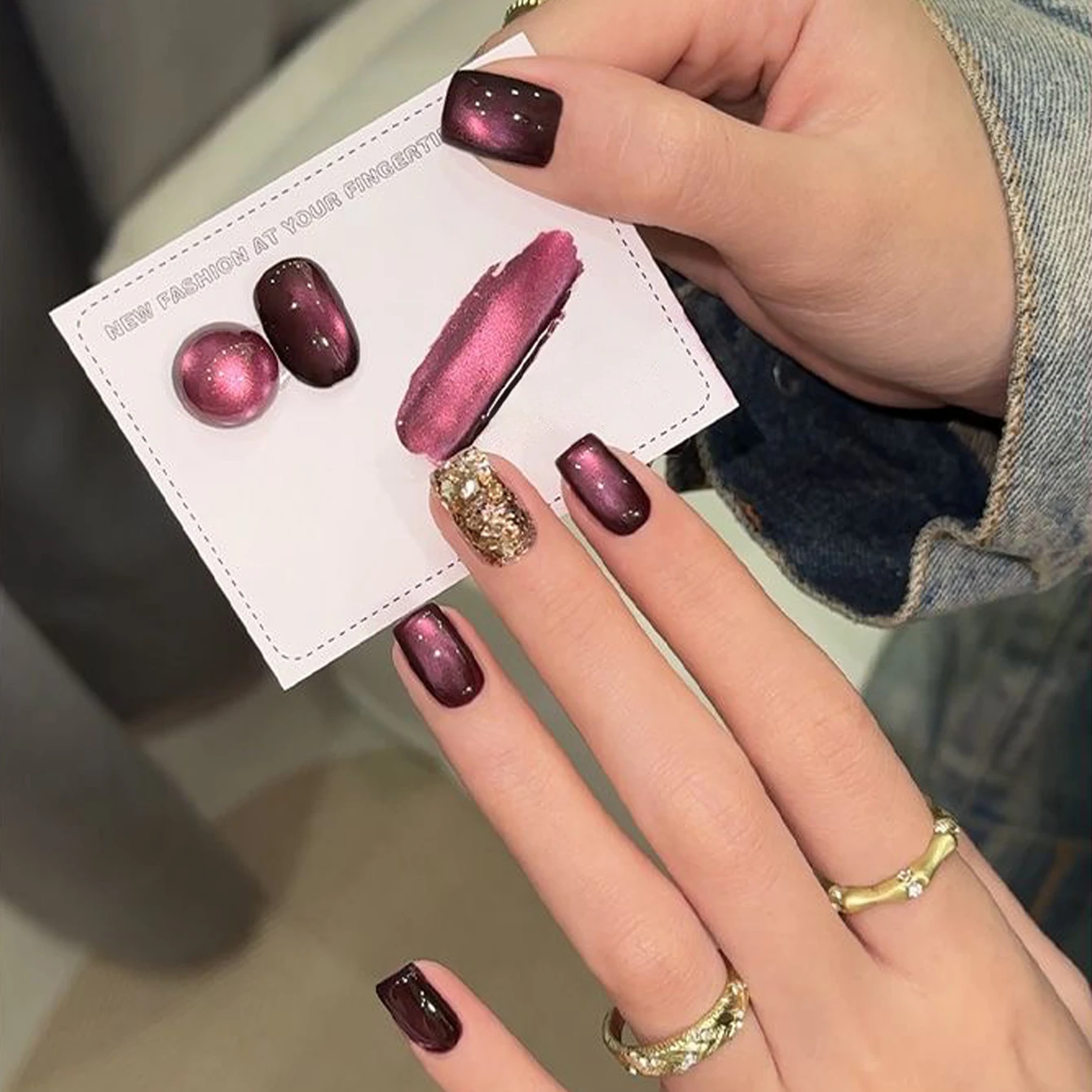 10ML 1PCS Viola Rosso Cat Eye Magnete Gel Smalto per unghie Unghie nere Perlina di vetro Autunno Inverno Unghie viola Unghie con punta francese